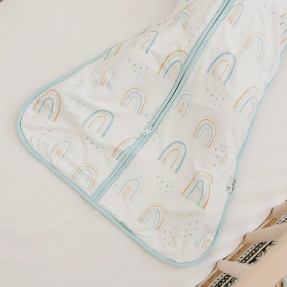 New 0-6M Copper Pearl gender neutral blue rainbow baby sleep sack - Picture 6 of 6